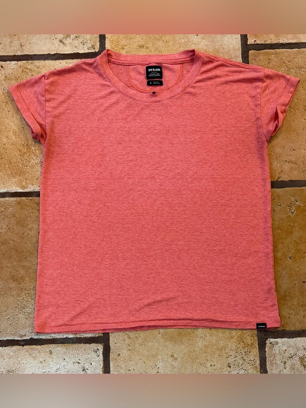Prana Coral Heathered Short Sleeve Crew Tee size small loose fit